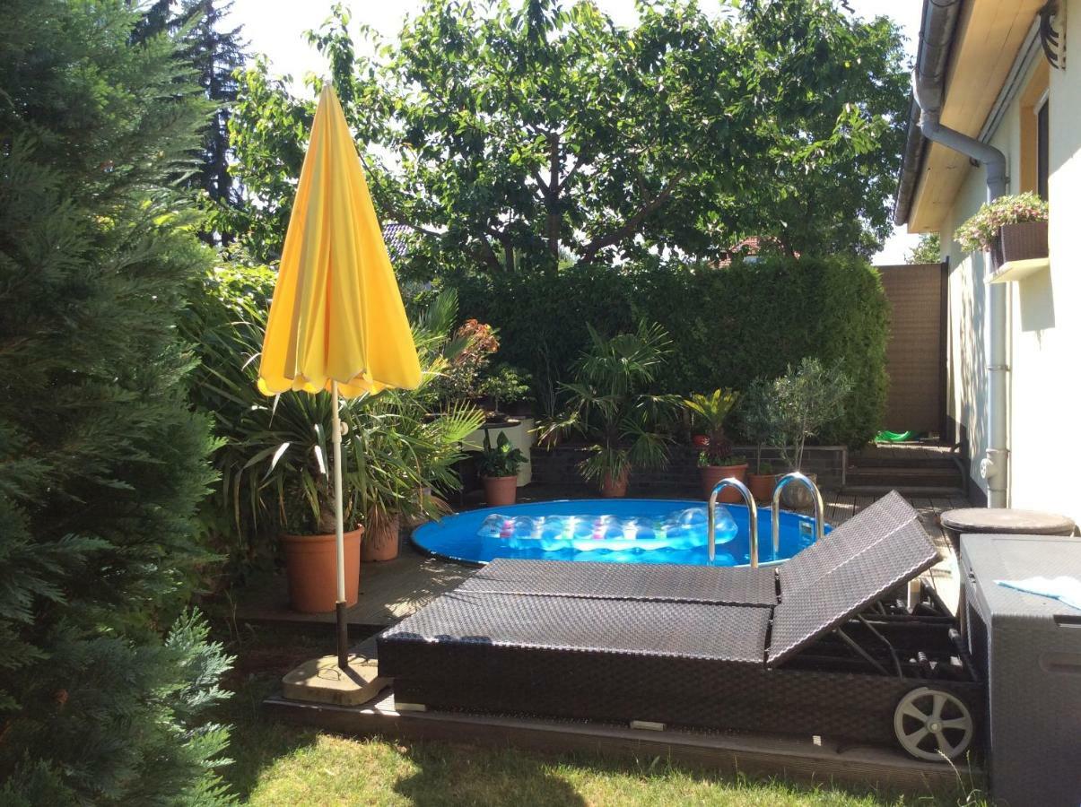 Ferienwohnung Mahlsdorf-ein Quantchen Mehr * Berlijn
